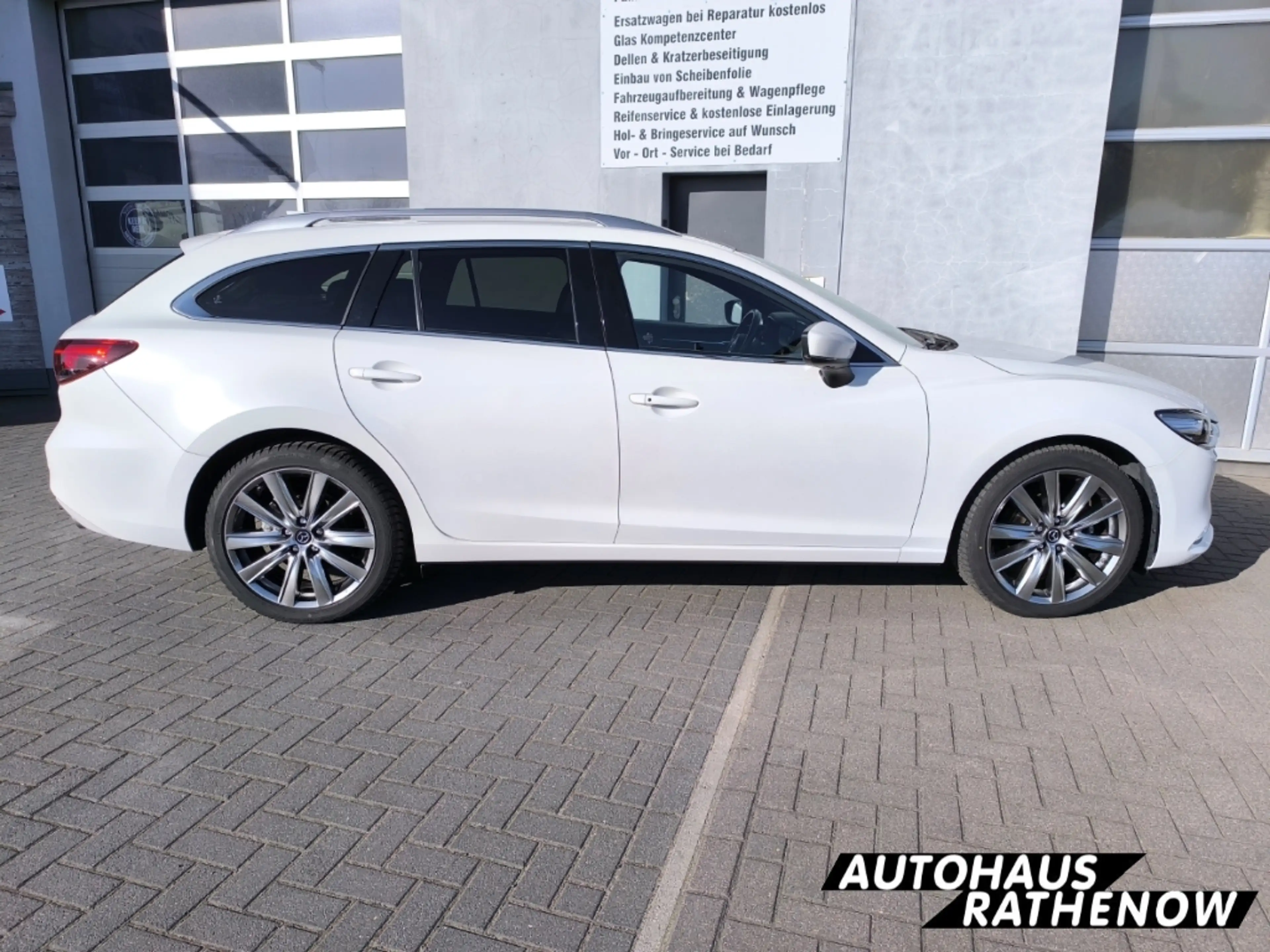 Mazda 6 Kombi Center-Line AHK-abnehmbar Navi LED ACC Apple — photo 6
