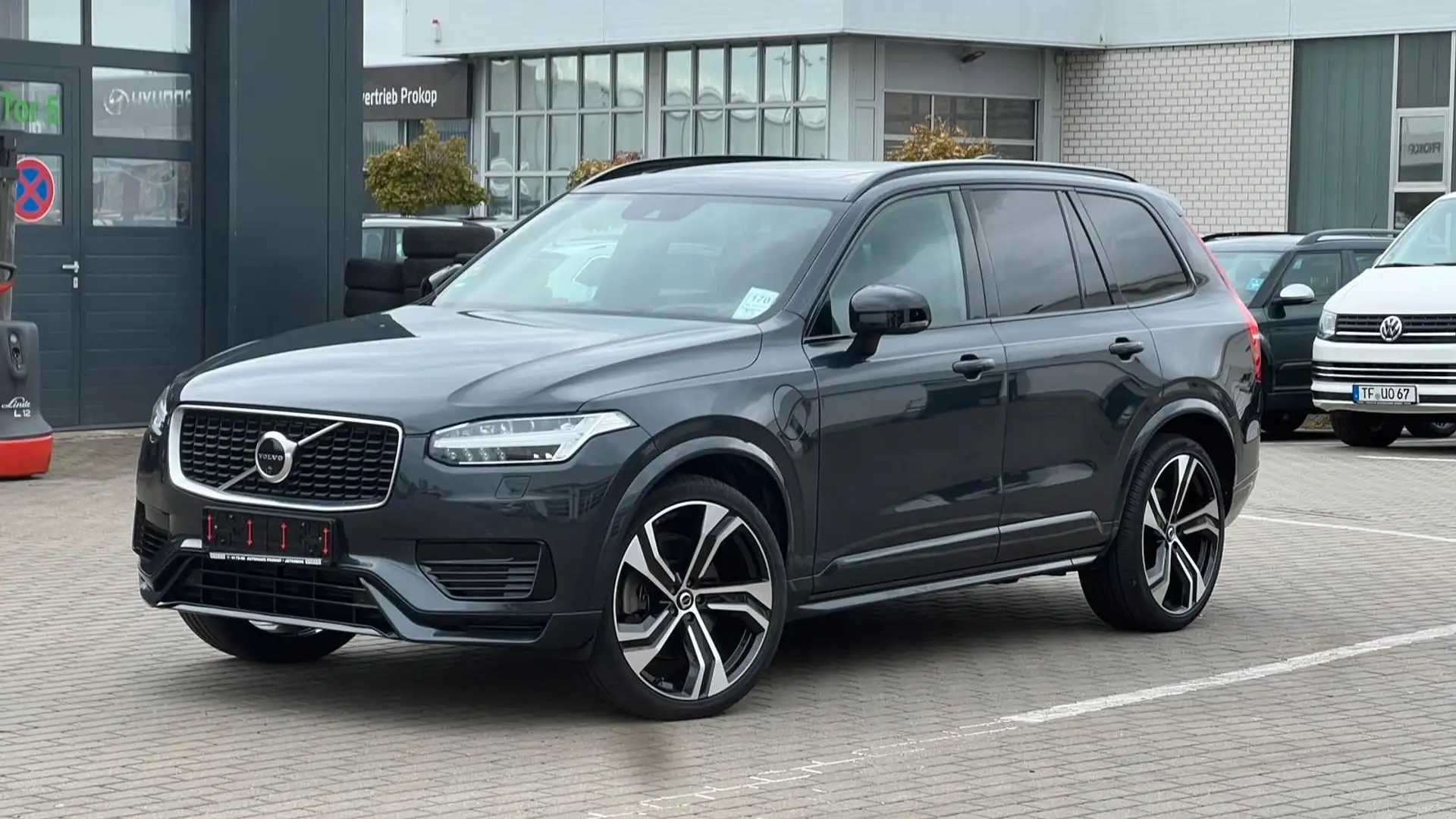 Volvo XC90 T8 PHEV AWD R Design*360°*Massage*LUFT*B&W* Grau - 1