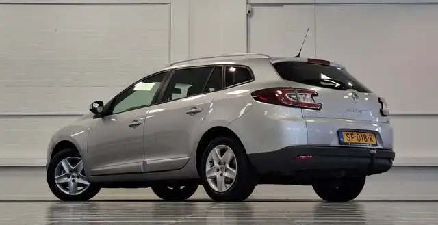 Renault Megane view 6