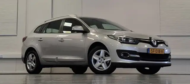 Renault Megane view 2