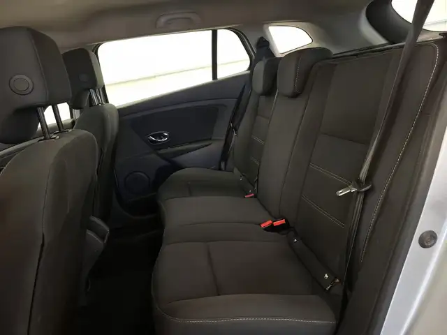 Renault Megane view 10