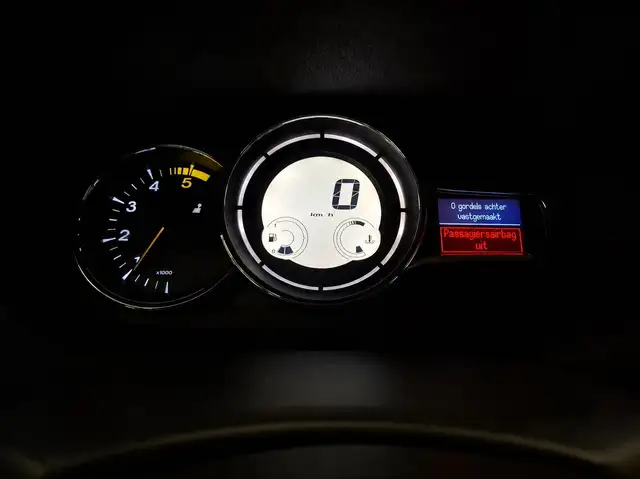 Renault Megane view 15
