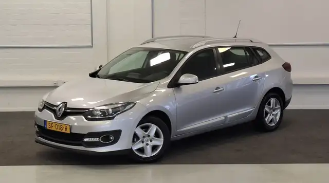 Renault Megane view 25