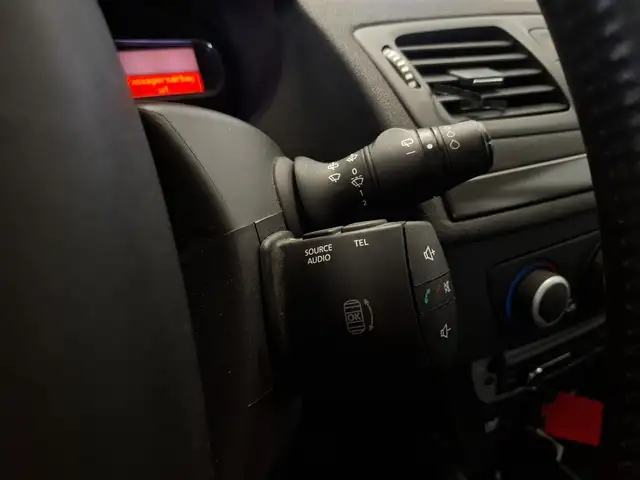 Renault Megane view 13