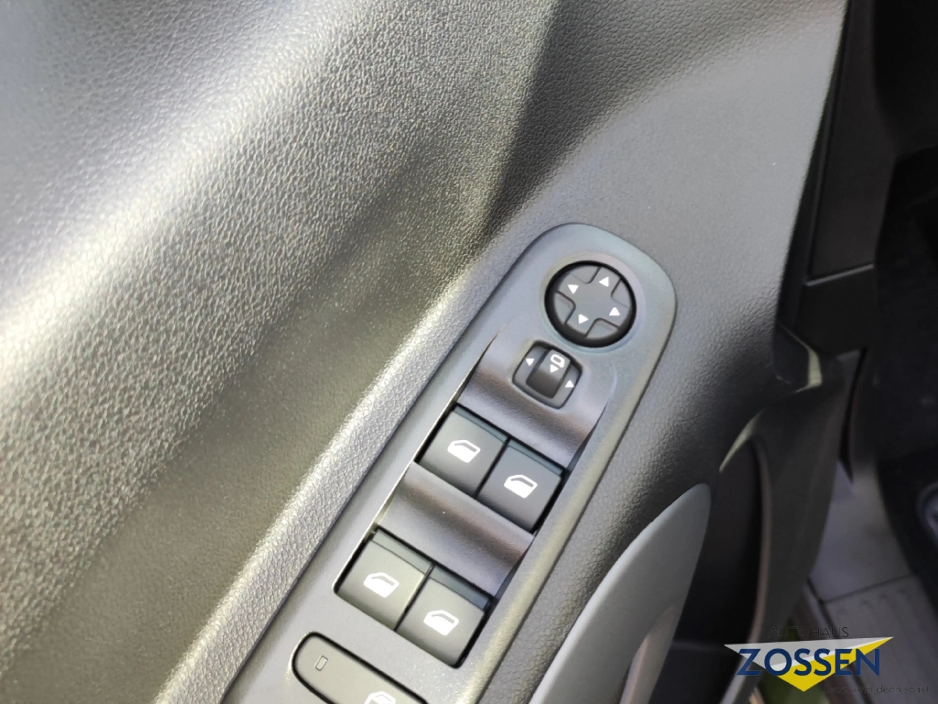 Opel Combo Life GS+Matrix LED+Panorama+AHZV — photo 9