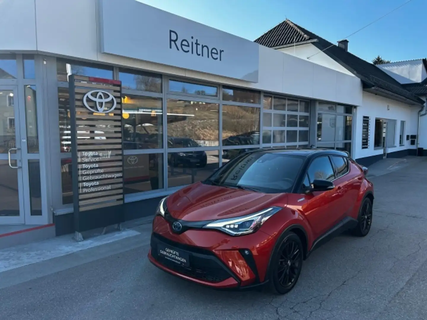 Toyota C-HR C-HR 2,0 HSD C-UORE Rot - 1