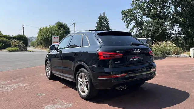 Audi Q3 view 7