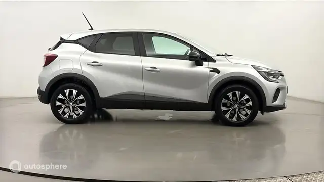 Renault Captur view 4
