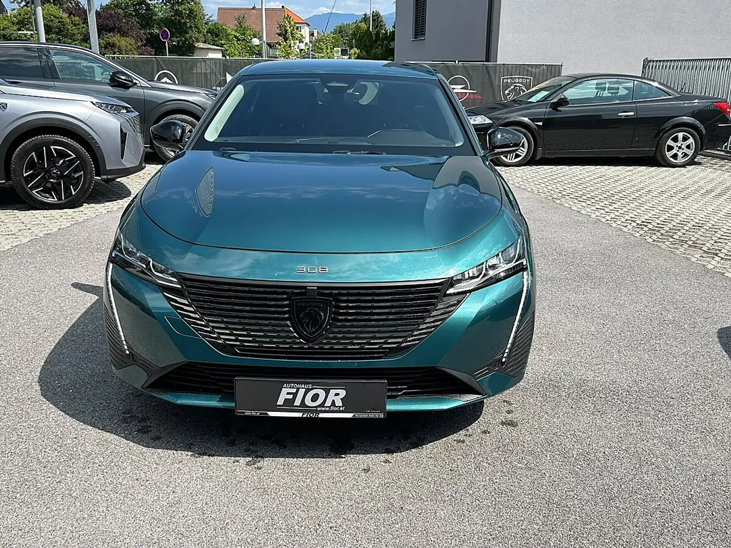 Peugeot 308 SW BlueHDi 130 S&S EAT8 Allure Blau - 2