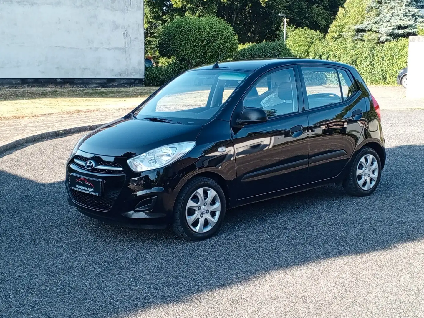 Hyundai i10 Classic*wenig km*Klima*Automatik*TÜV NEU* Schwarz - 1