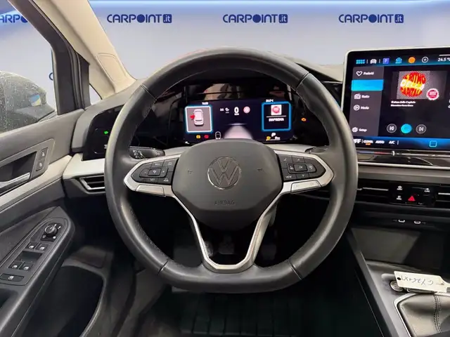 Volkswagen Golf view 13