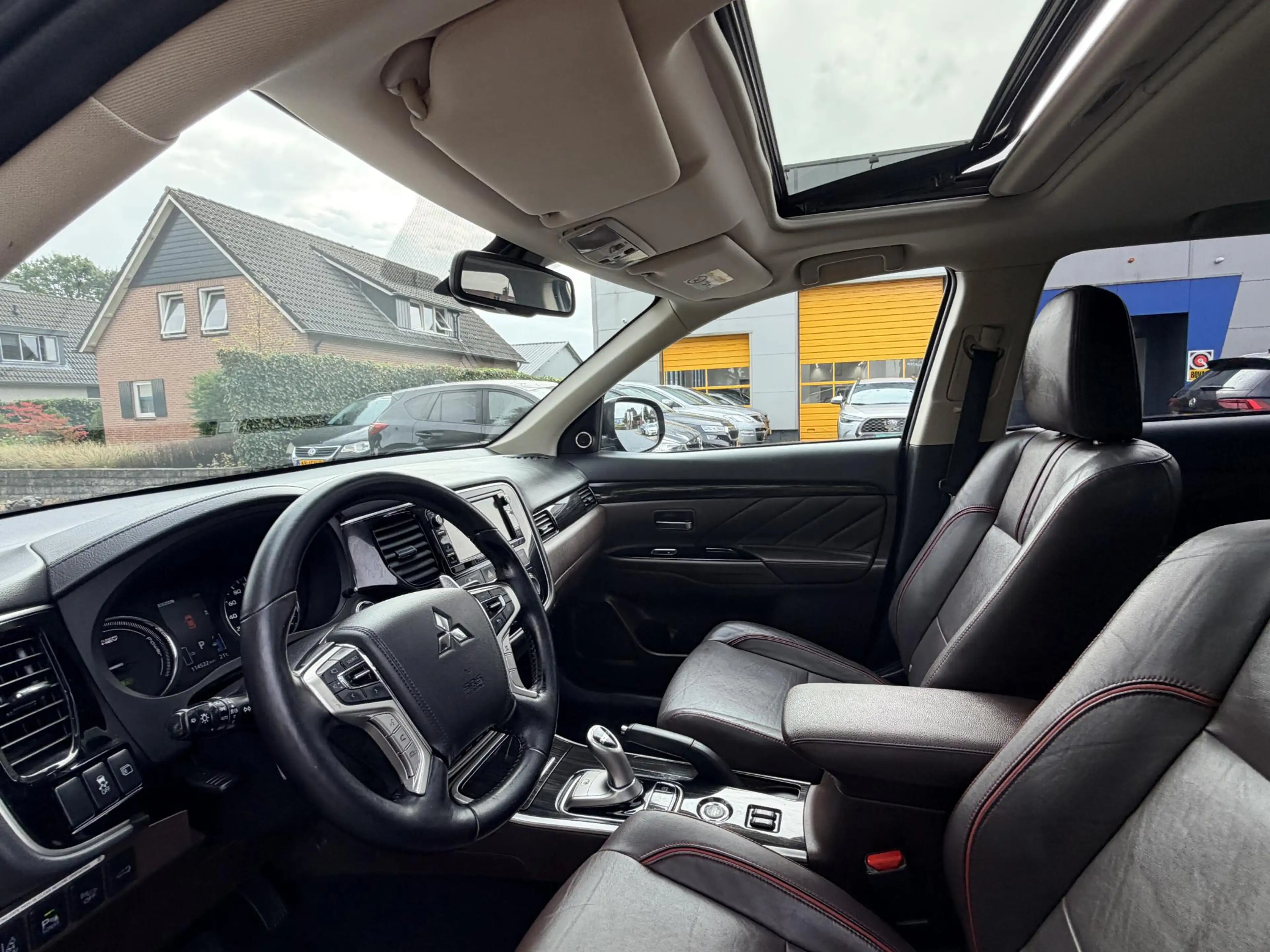 Mitsubishi Outlander 2.0 PHEV instyle+Exclusive 203PK Leder•ACC• — photo 14