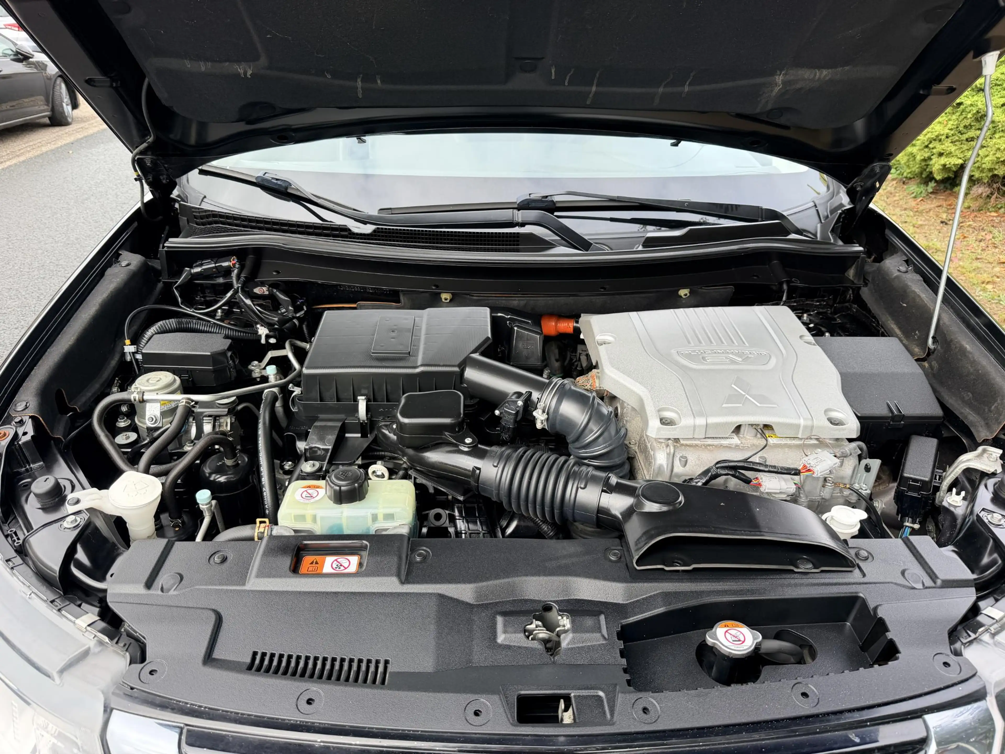 Mitsubishi Outlander 2.0 PHEV instyle+Exclusive 203PK Leder•ACC• — photo 30