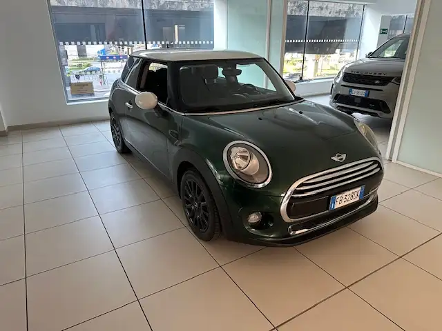 MINI Cooper D Mini IV F55-F56 2014 1.5 Business 3p neo patentati