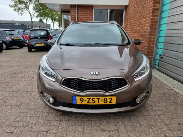 Kia Ceed view 21