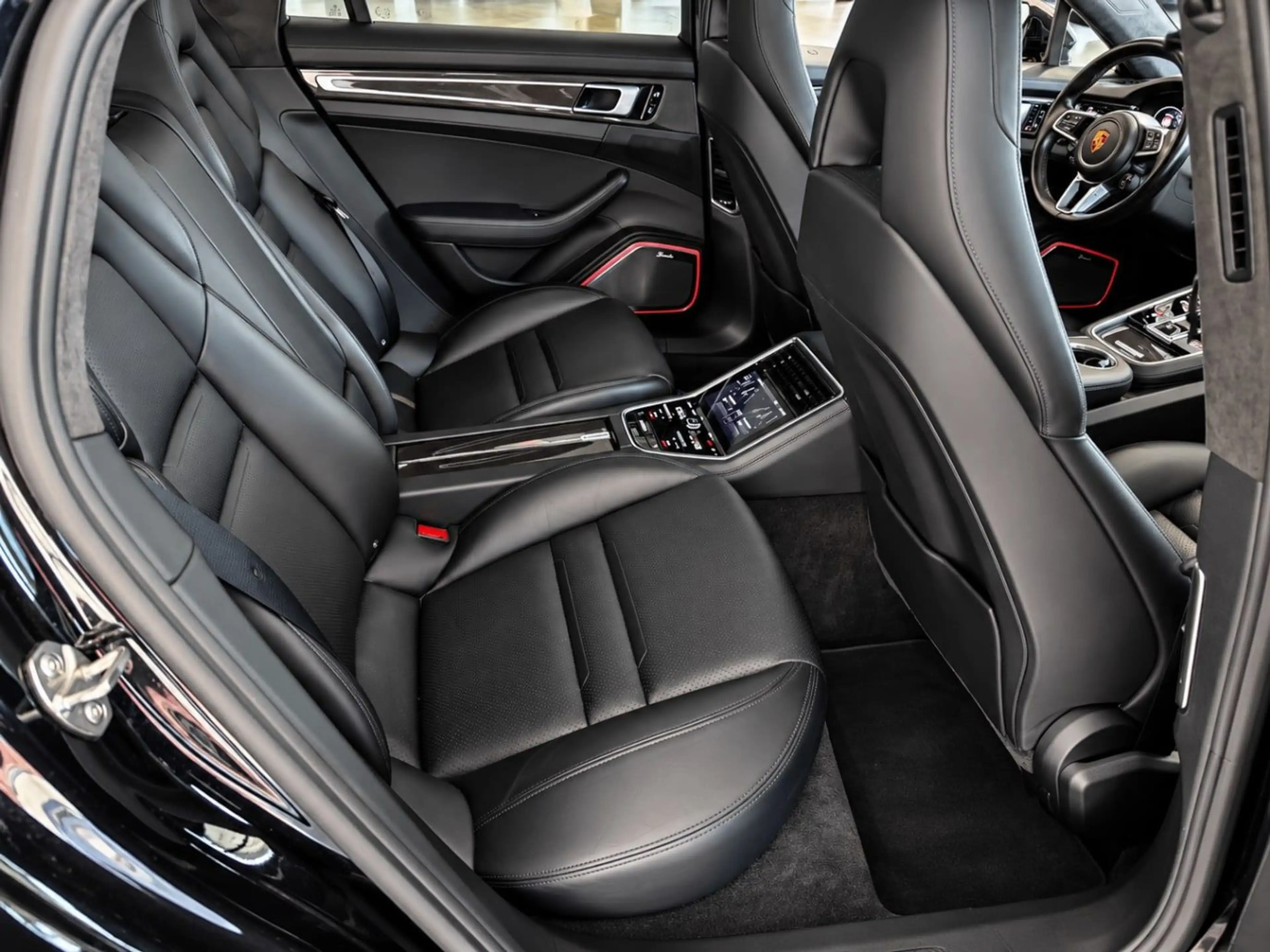 Porsche Panamera Turbo DSG*Chrono*Burmester*STHZ* — photo 11