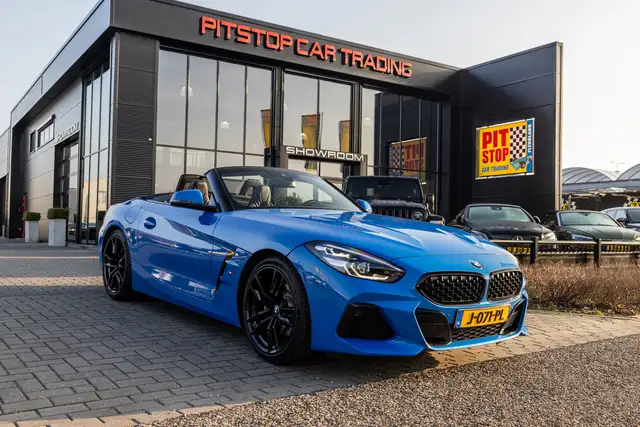 BMW Z4 SDRIVE20I M-Sport, *Handbak*, Sfeerverlichting, 19