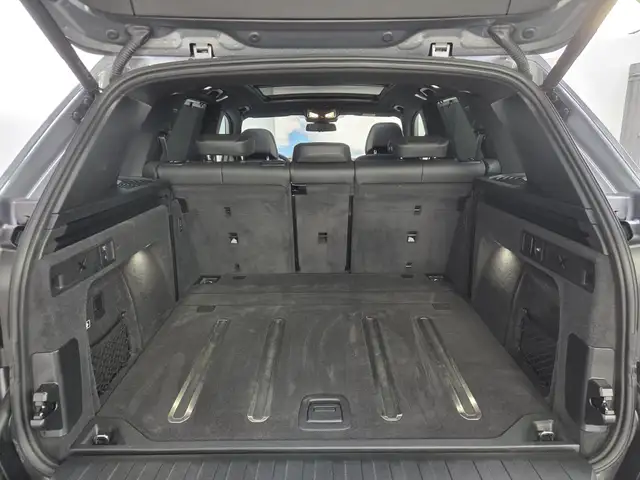 BMW X5 view 21