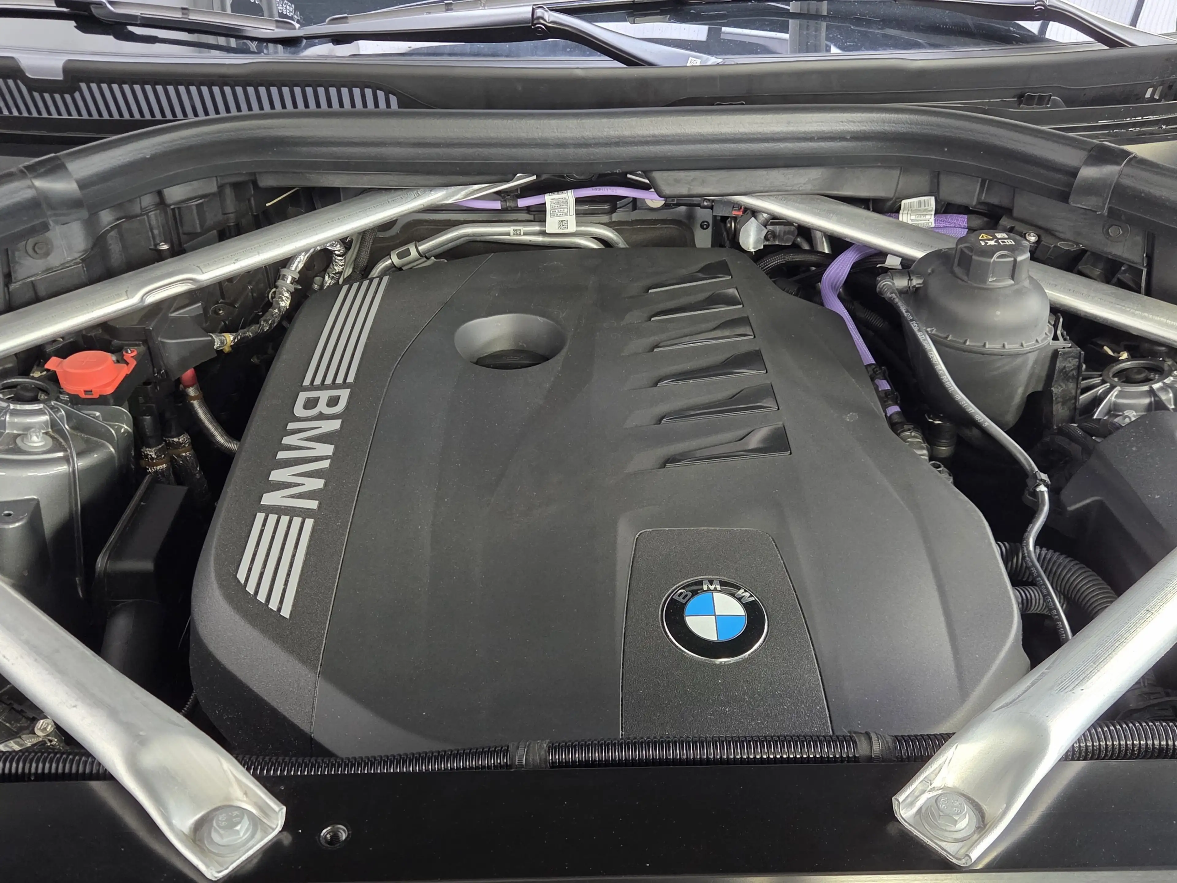 BMW X5 xDrive40i M Sport Pro 22Zoll AHK Pano Sitzlüft — photo 39