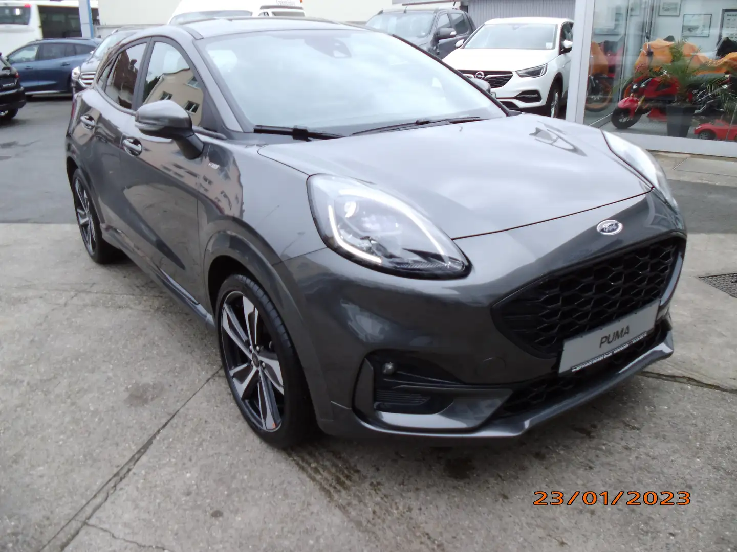 Ford Puma ST-Line Automatik Grau - 1