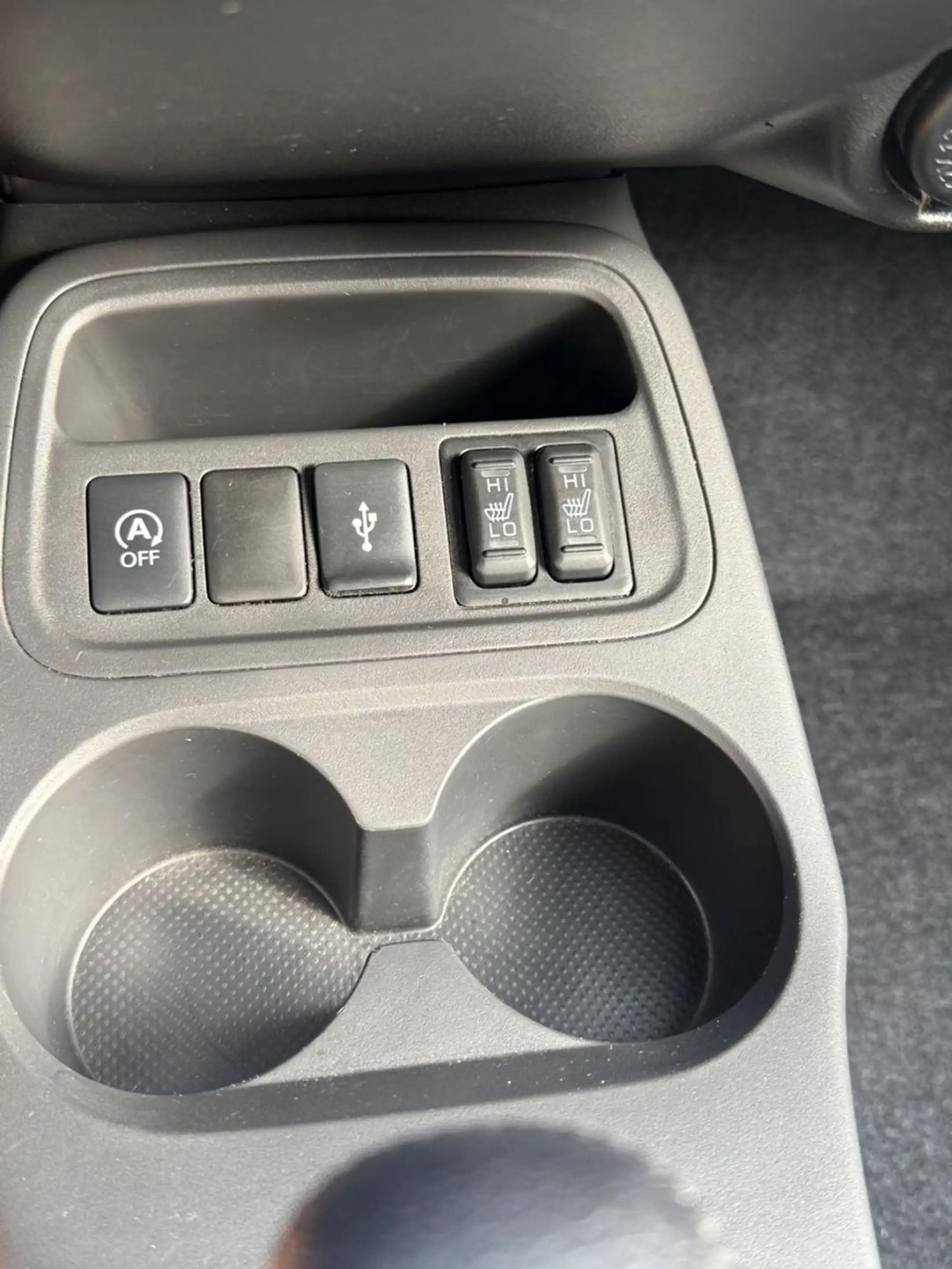 Mitsubishi Space Star Select+ Automatik Kamera Sitzheizung — photo 13