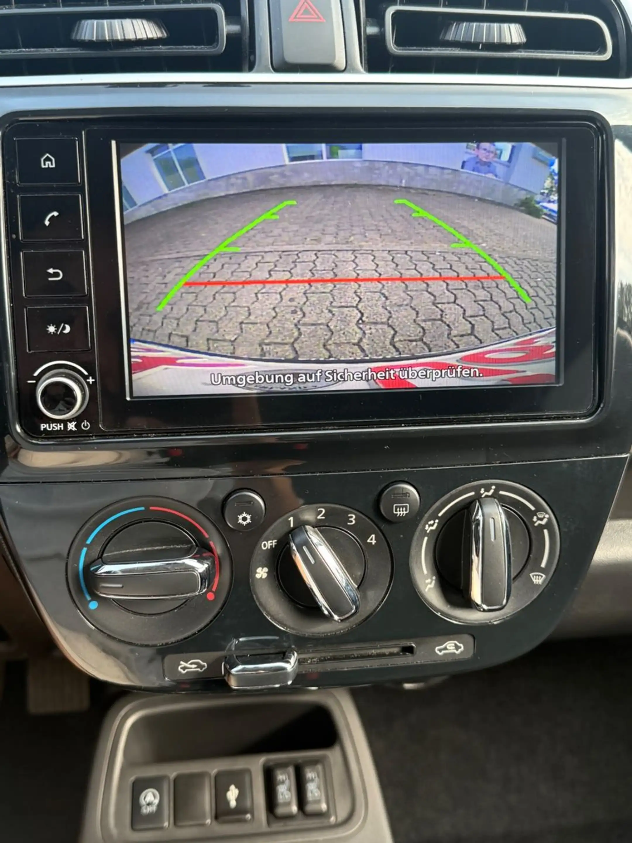 Mitsubishi Space Star Select+ Automatik Kamera Sitzheizung — photo 14
