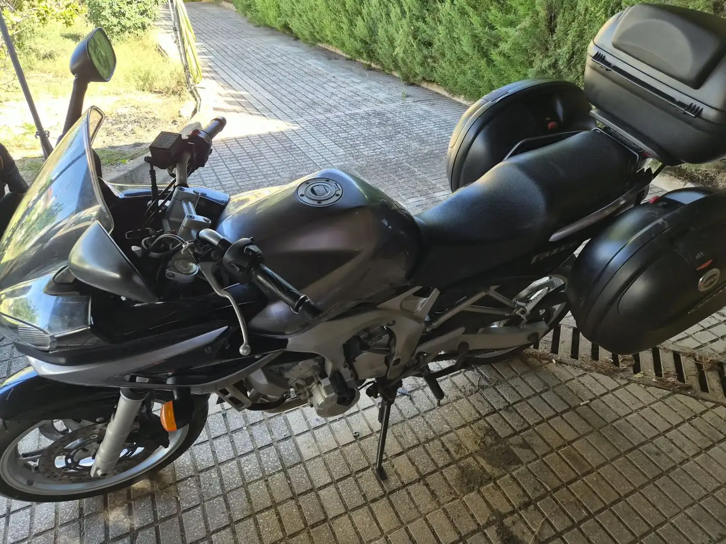 Yamaha FZ 6 s Negro - 2
