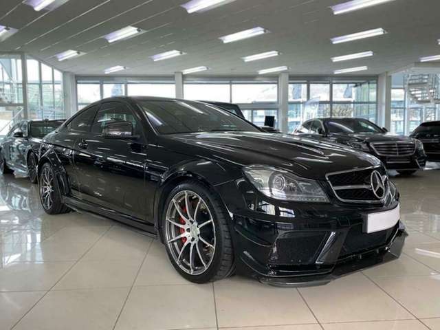 Imagine Mercedes-Benz C 63 AMG Black Series lt.LP: 568,8 PS/Unfallfrei