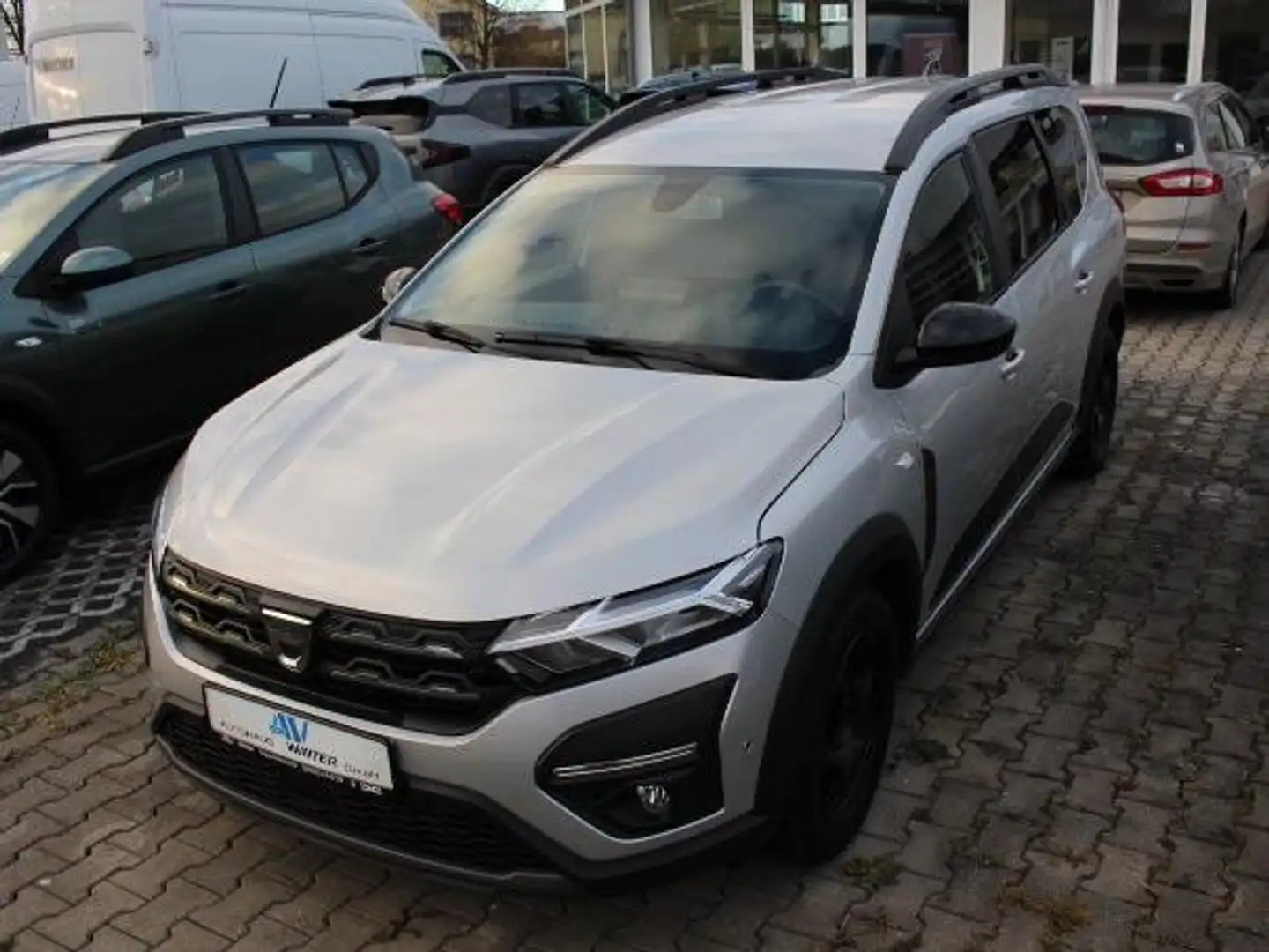 Dacia Jogger Jogger TCe 110 Extreme+ mit Fullservice anteilig Grijs - 2