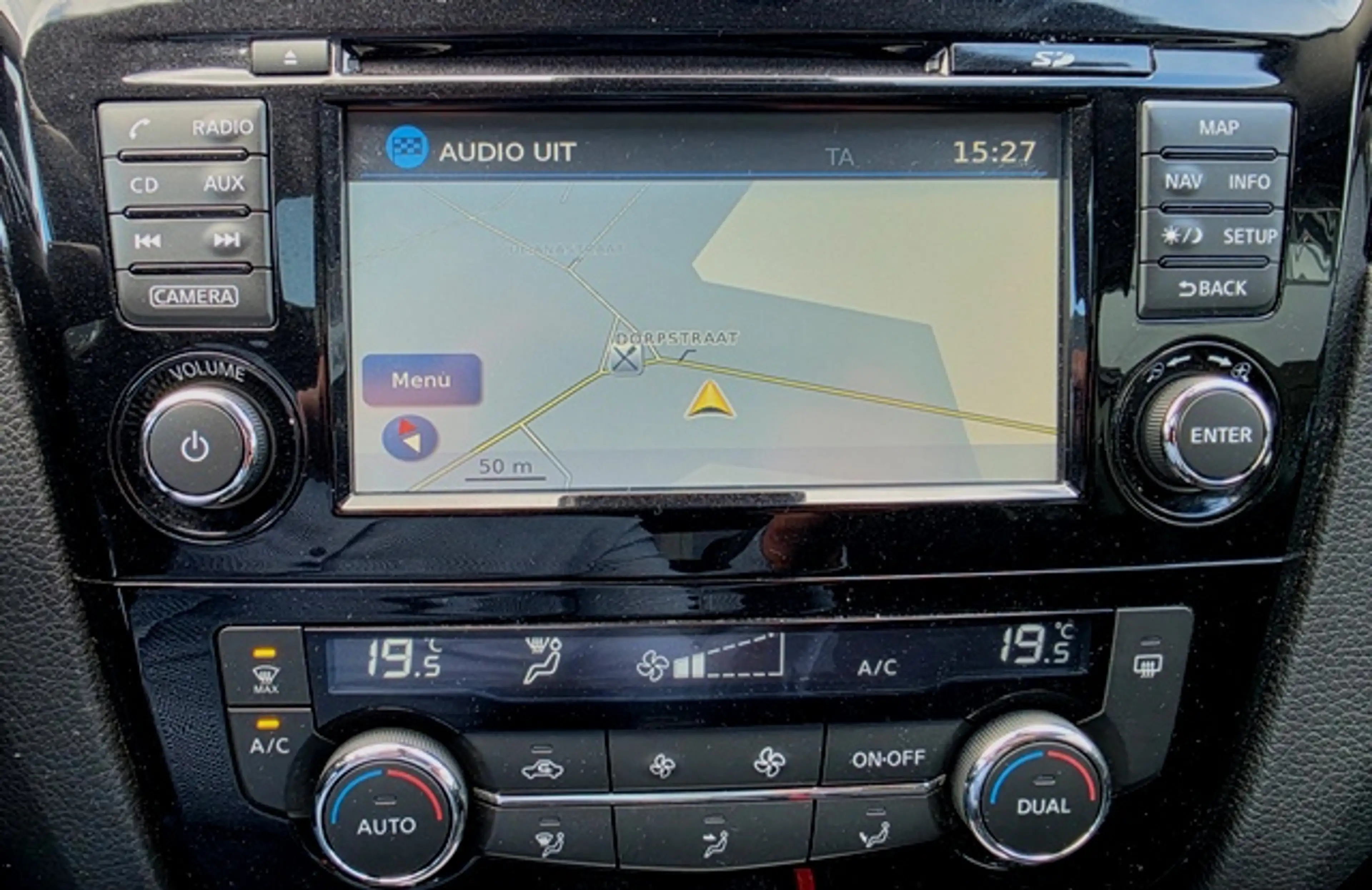 Nissan Qashqai 1.2 115PK DIG-Turbo N-Connecta - Design Pack - Tre — photo 12