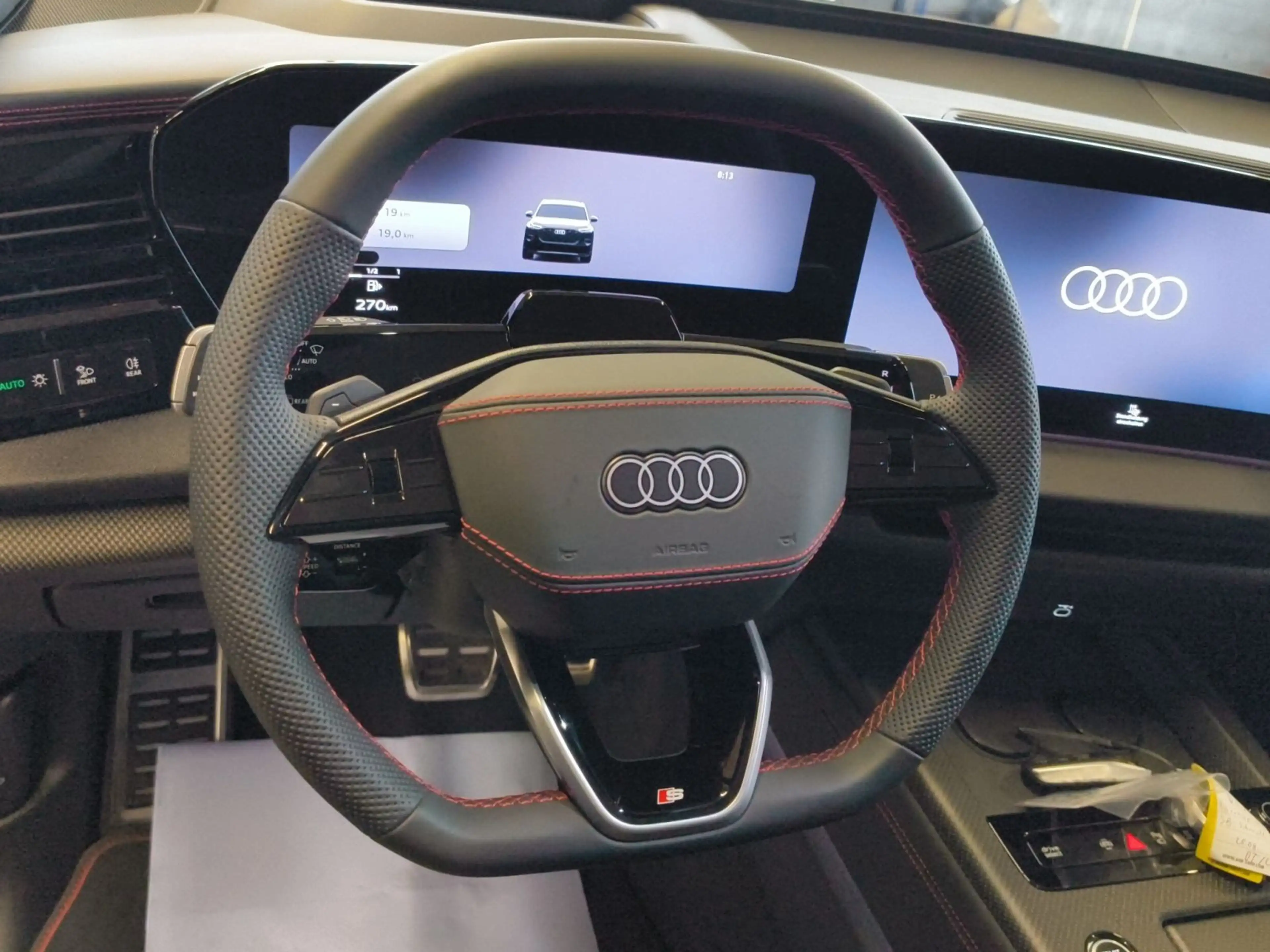 Audi Q7 SUV TDI quattro tiptronic AHK MASSAGE PANO 7 — photo 11