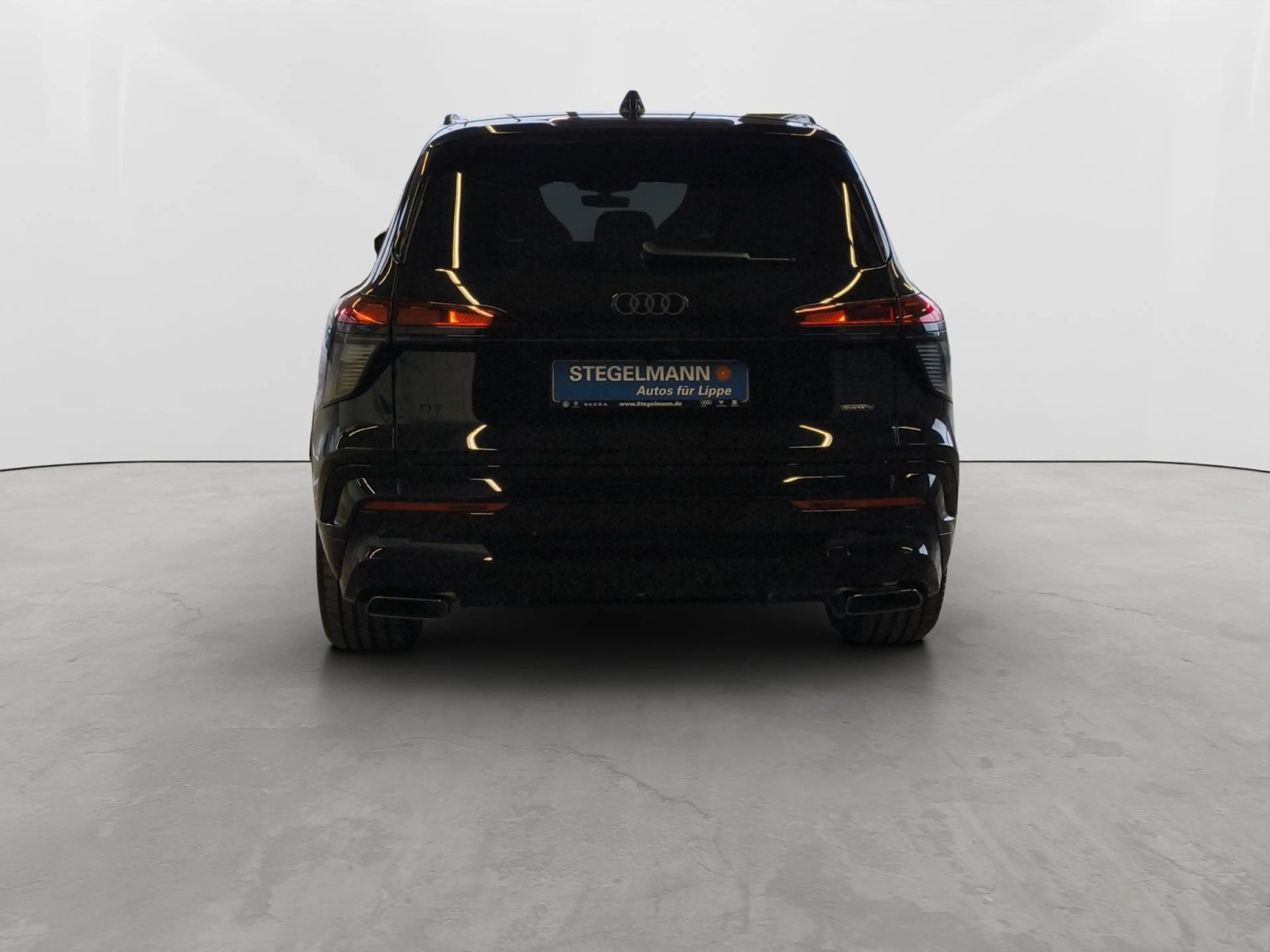 Audi Q7 SUV TDI quattro tiptronic AHK MASSAGE PANO 7 — photo 5