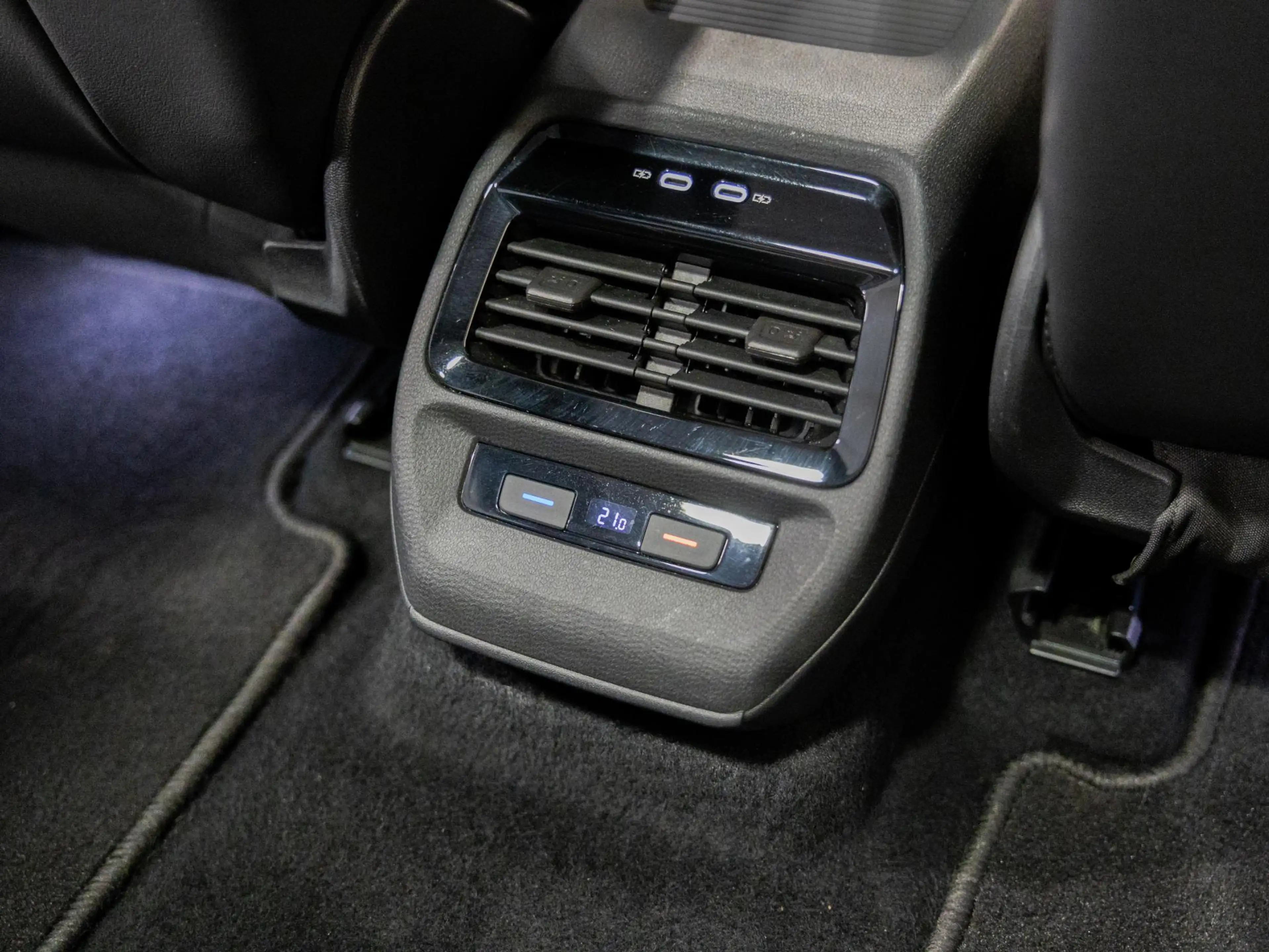 Volkswagen ID.4 Family 77 kWh / 204pk / Panorama dak / Trekhaak / — photo 34