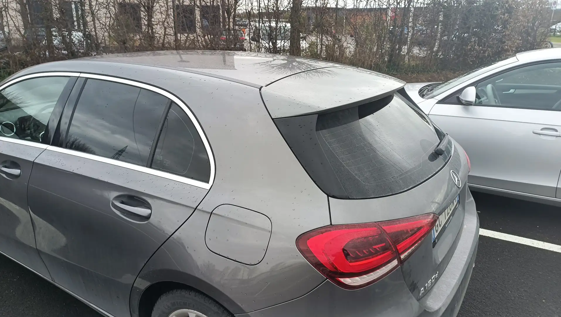 Mercedes-Benz 180 Argintiu - 2