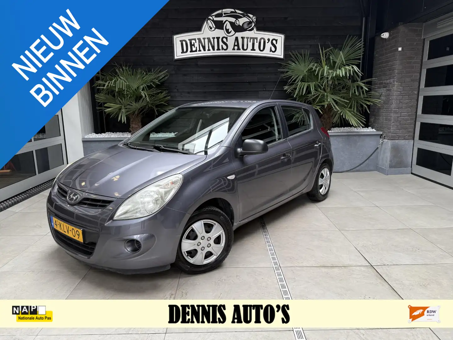 Hyundai i20 1.2i i-Drive siva - 1