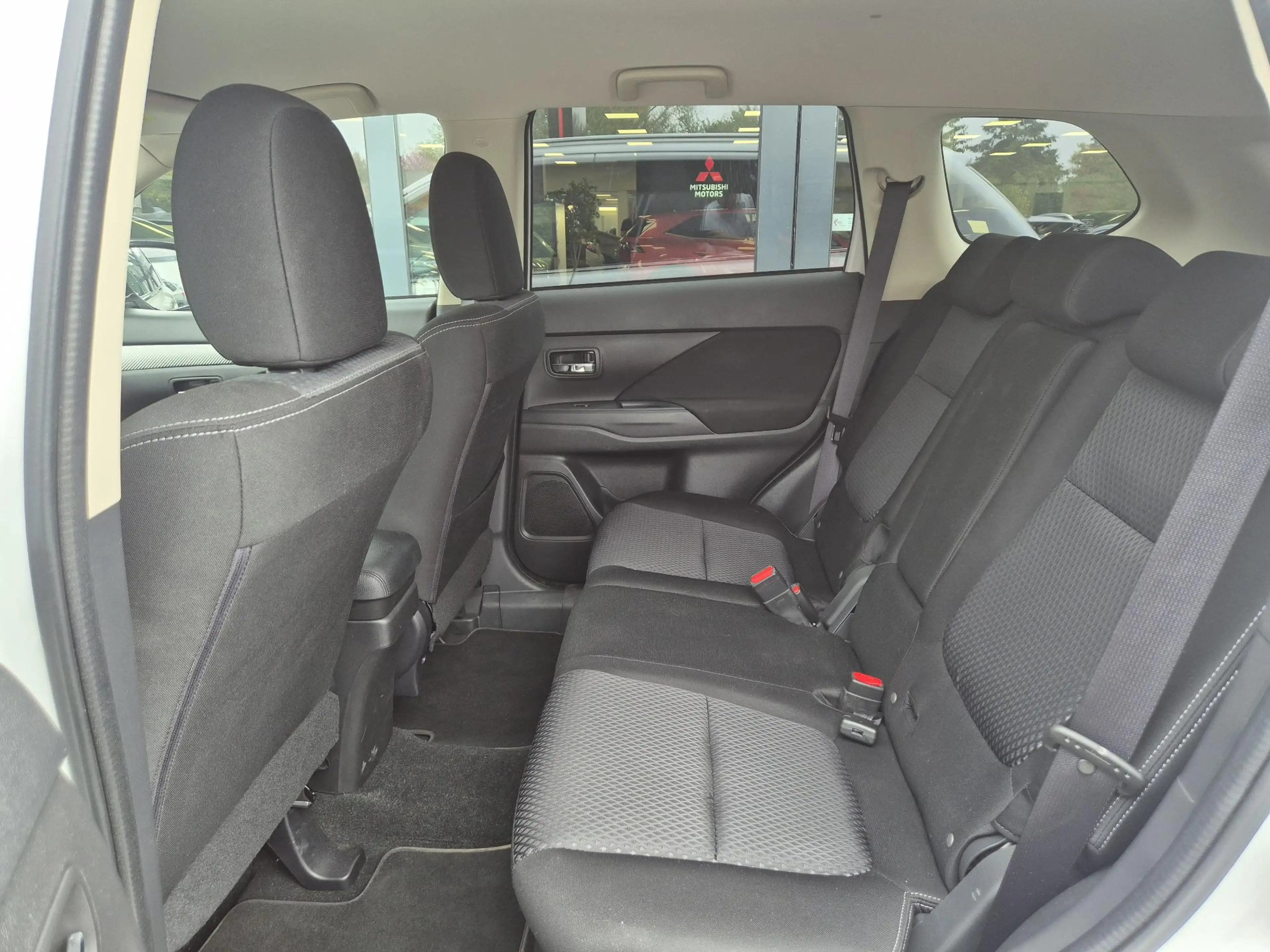 Mitsubishi Outlander 2.0 Connect Pro | AndroidAuto/ AppleCarplay | Auto — photo 8