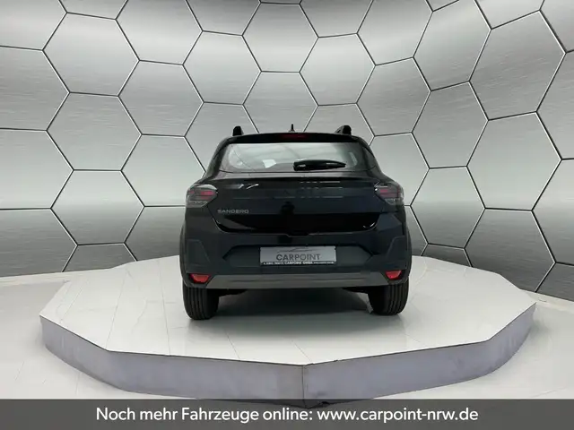 Dacia Sandero view 4
