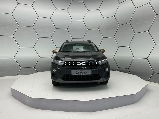 Dacia Sandero view 8