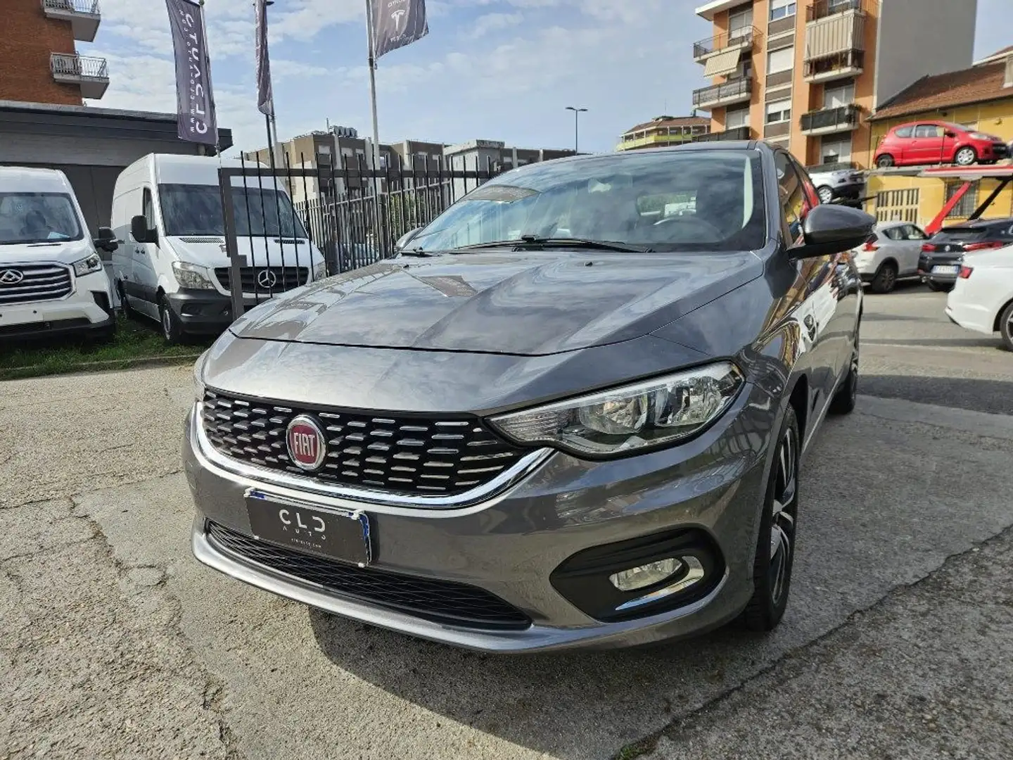 Fiat Tipo 1.6 Mjt 4 porte Grau - 2