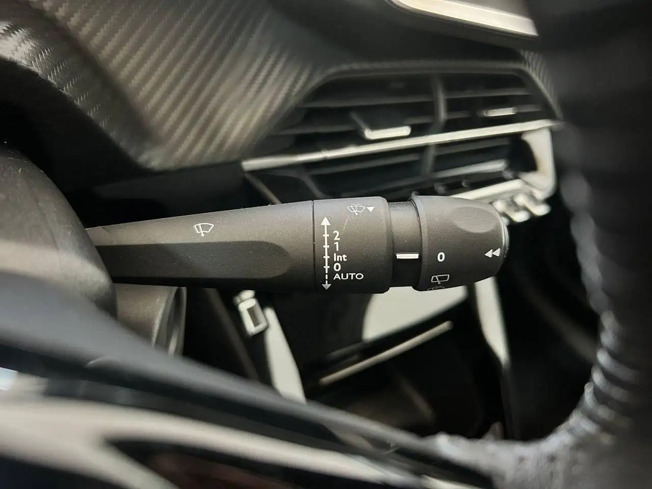 Peugeot 208 PureTech 100 Stop&Start 5 porte Allure 15