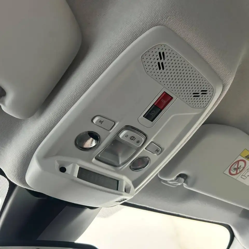 Peugeot 208 PureTech 100 Stop&Start 5 porte Allure 27