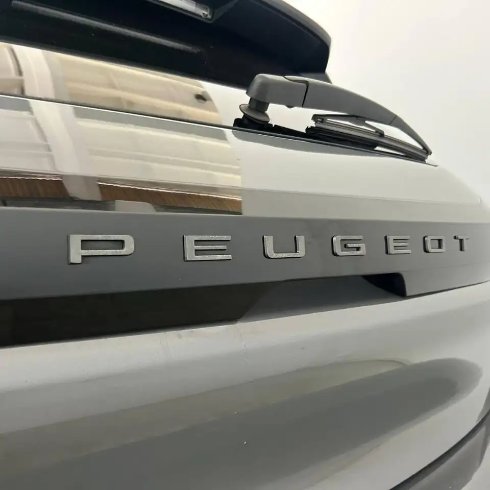 Peugeot 208 PureTech 100 Stop&Start 5 porte Allure 36