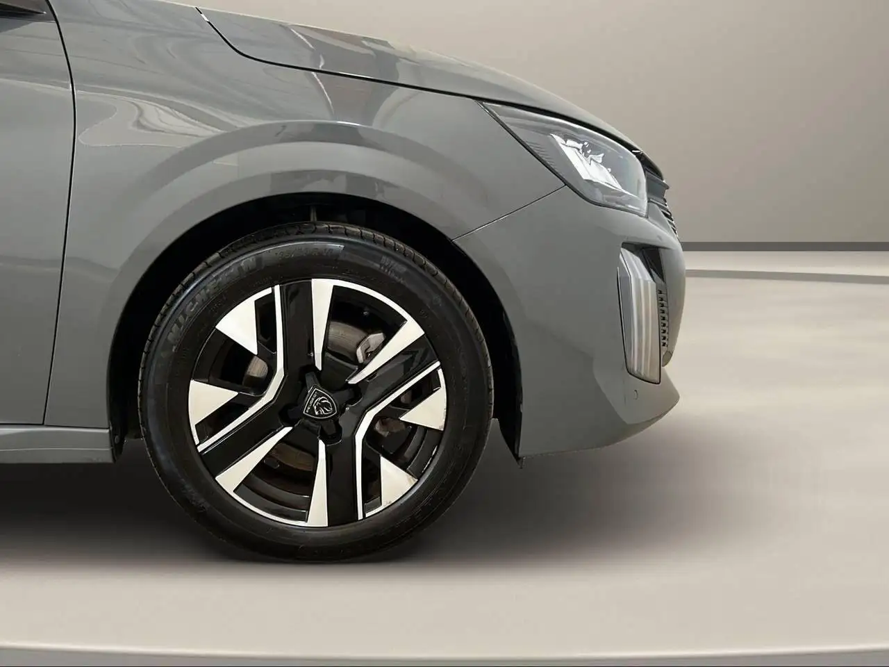 Peugeot 208 PureTech 100 Stop&Start 5 porte Allure 39