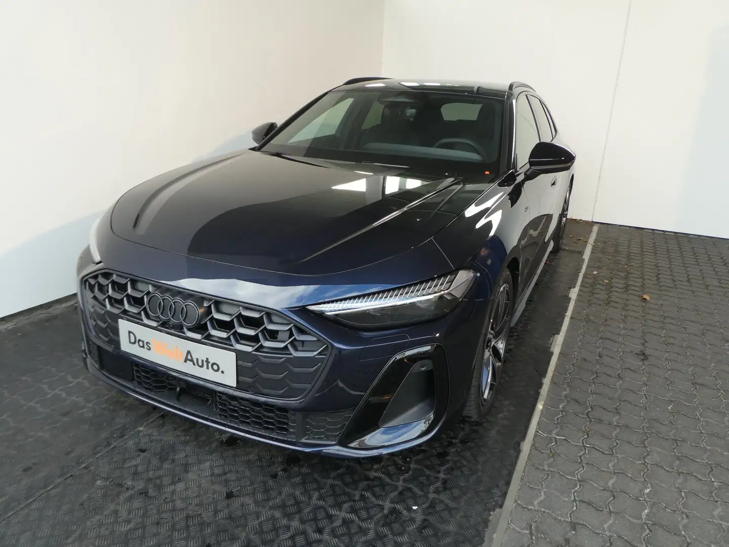 Audi A5 e-hybrid quattro 270 kW Blau - 1