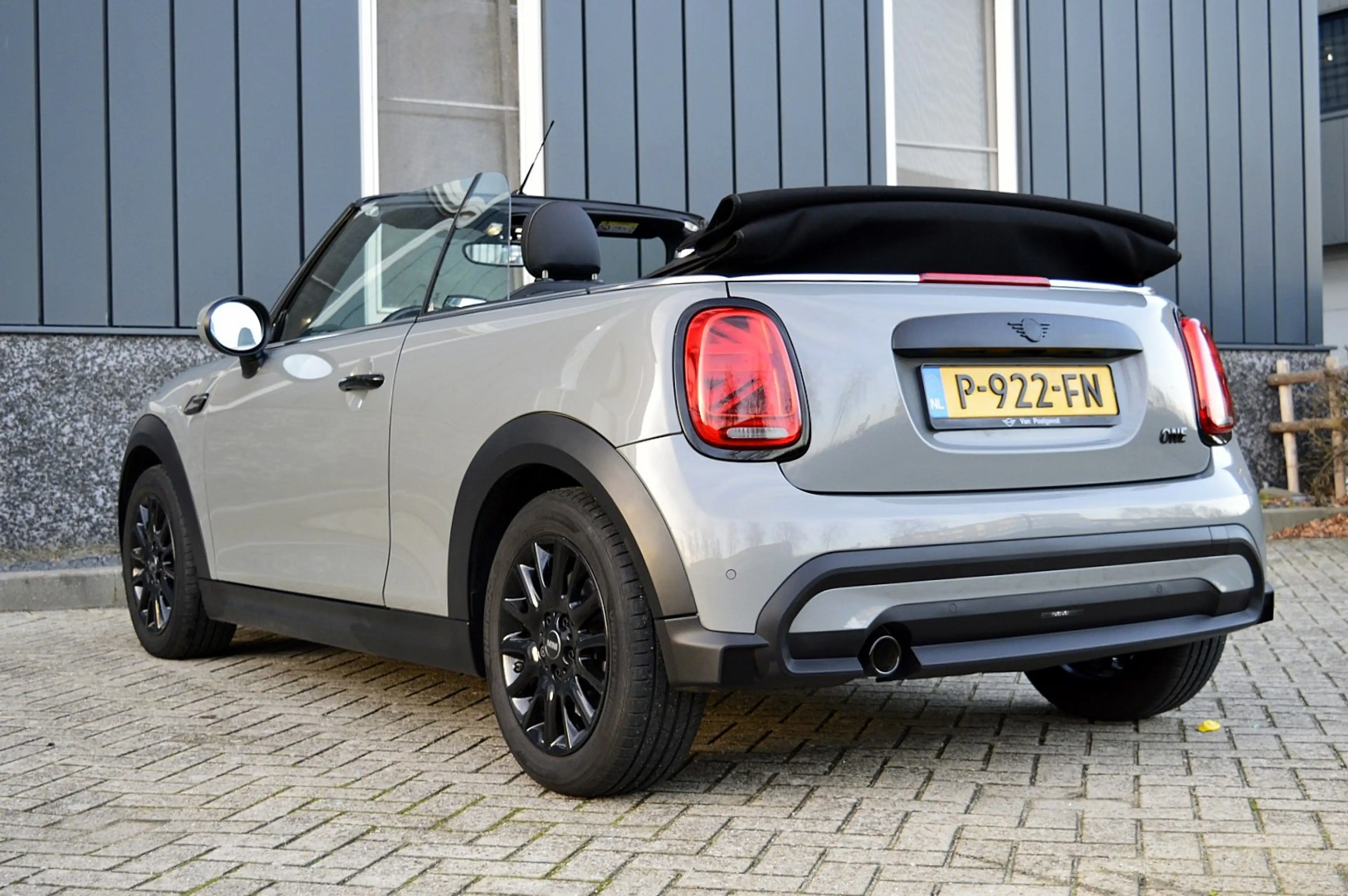 MINI One Cabrio Mini 1.5 Essential Rijklaarprijs-Garantie Apple ca — photo 3