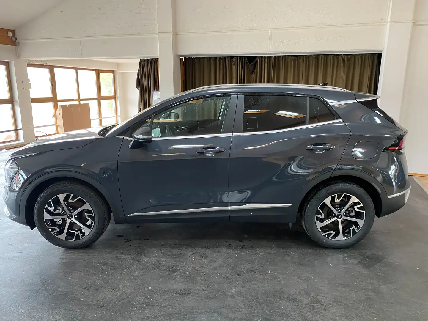 Kia Sportage Ultimate Edition Gris - 2