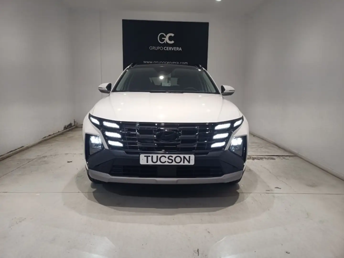 Hyundai TUCSON 1.6 T PHEV 4x2 Tecno Sky Blanco - 2