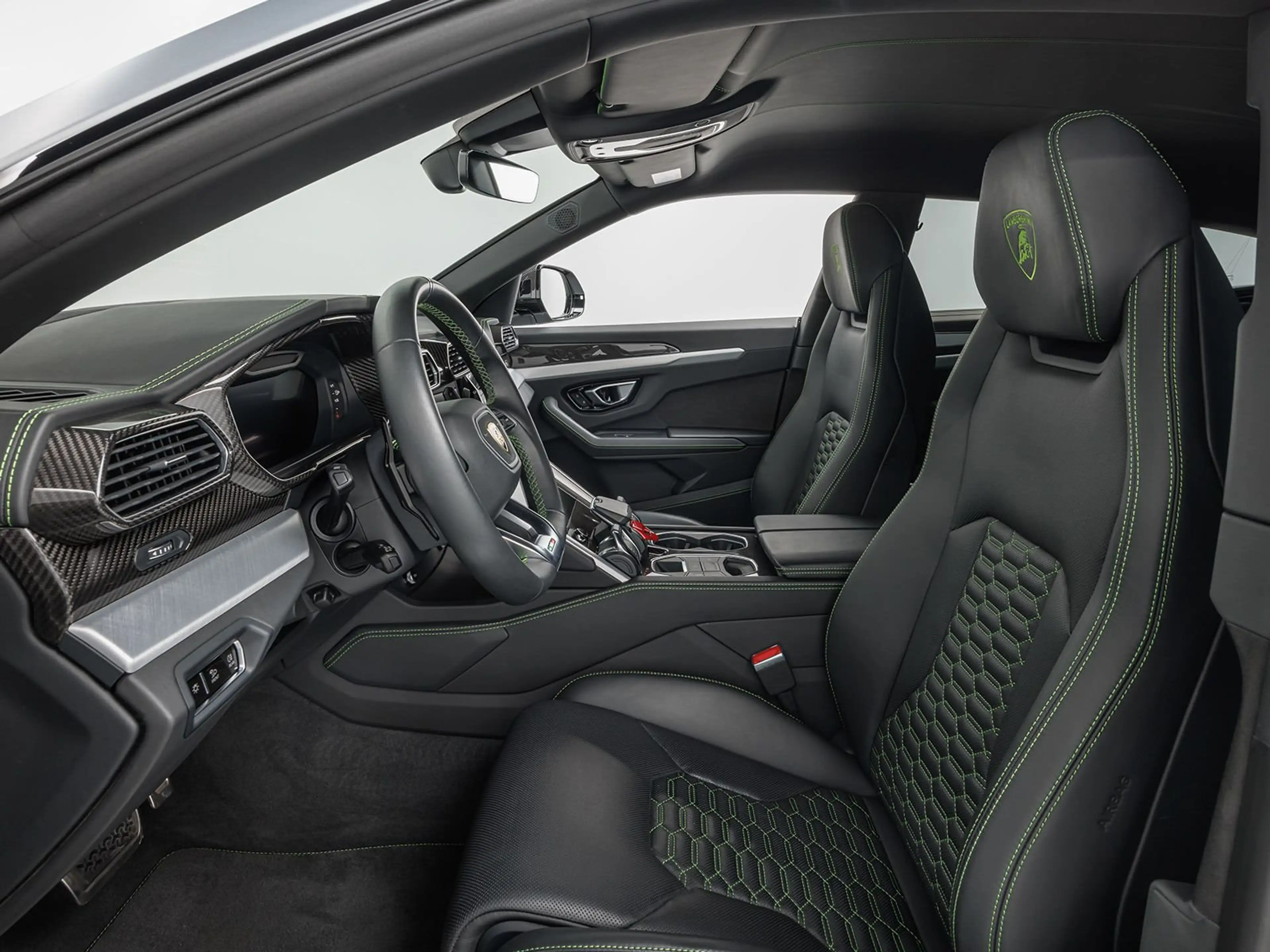 Lamborghini Urus Carbon/Akrapovic/Selezione — photo 5