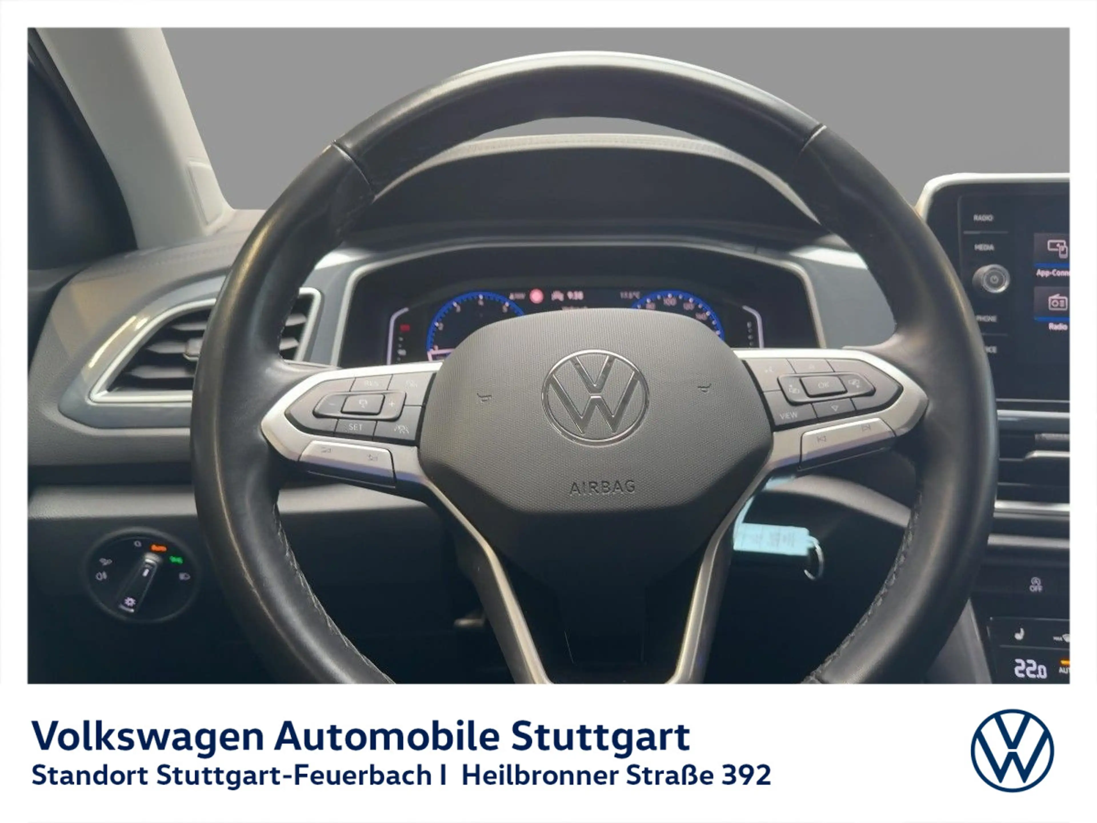Volkswagen T-Roc Style 1.5 TSI DSG Navi Kamera — photo 10