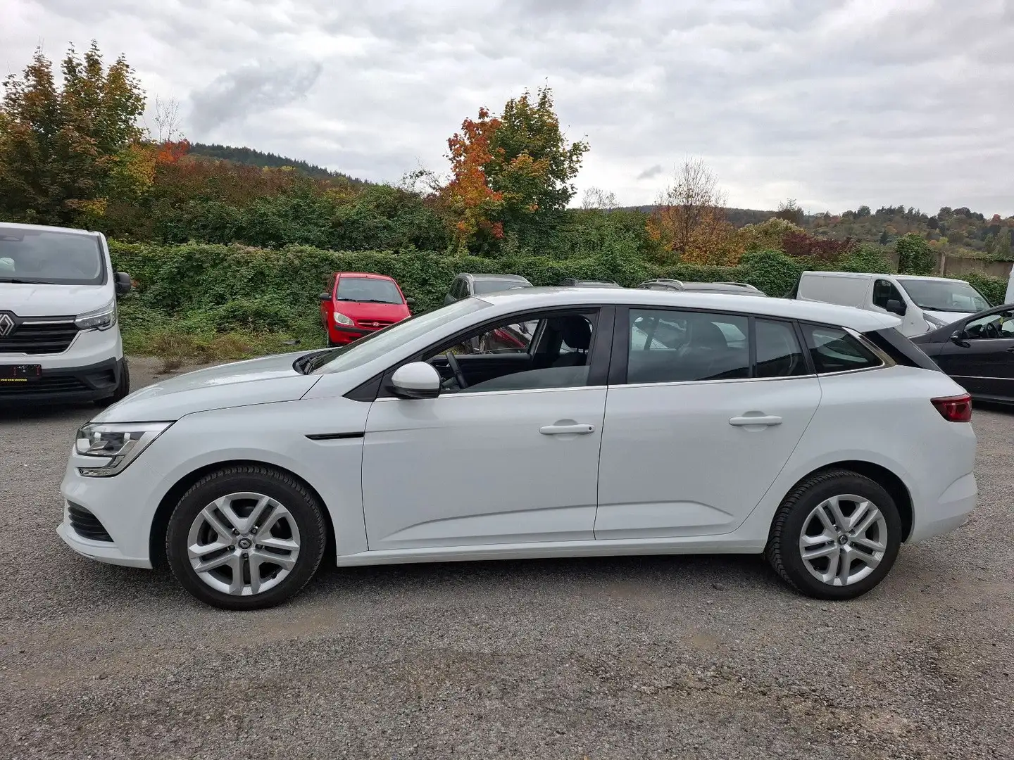 Renault Megane IV Grandtour*Euro-6-Navi-Tv* Blanc - 2
